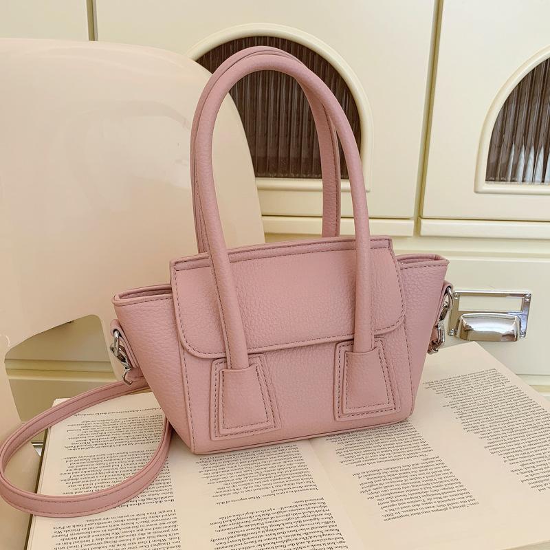 Underarm bag, shoulder messenger bag 2025 new trendy fashion, foreign style texture, commuting to work, portable bucket bag, bag woman