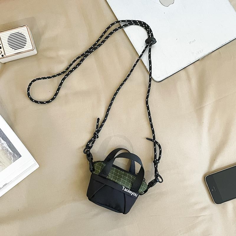 Mini Tote Bag Universal Nylon Headphone Bag Niche Design Coin Purse Mini Handbag Messenger Bag Shoulder Bag
