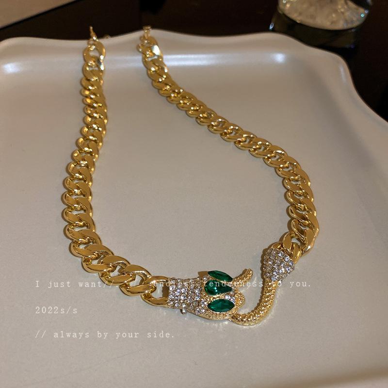 European and American Ins Diamond-encrusted Snake Necklace Exaggerated Metal Feeling Hip-hop Collarbone Chain Feeling Personalized Necklace Women