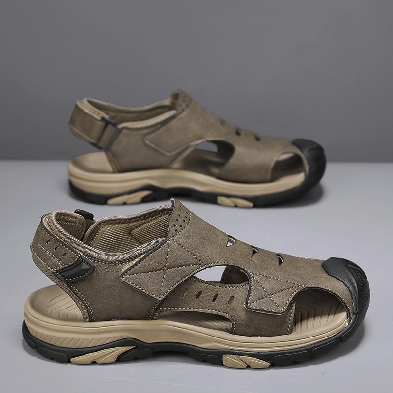 Men's Sandals 2025 Summer Genuine Leather Flip-Flop Sandals Casual Vacation Beach Shoes Lightweight and Comfortable Roman Shoes