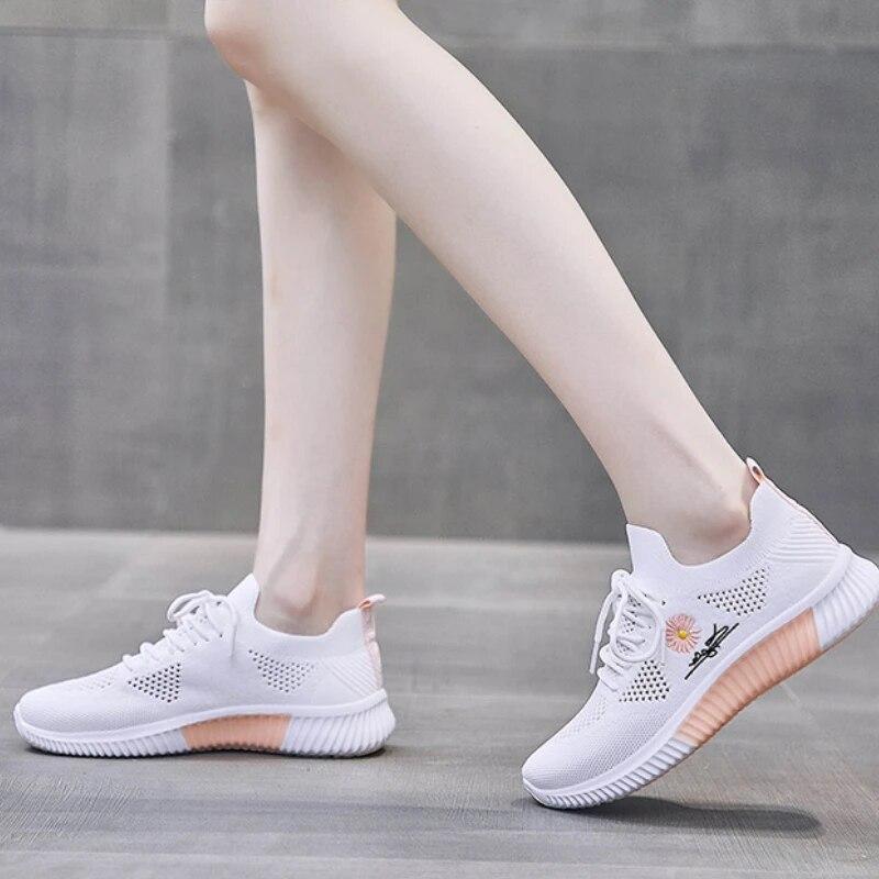 Summer Sneakers Women Fashion Sports Shoes Breathable Mesh Tennis Female Running Vulcanized Shoes Ladies Comfortable Trainers