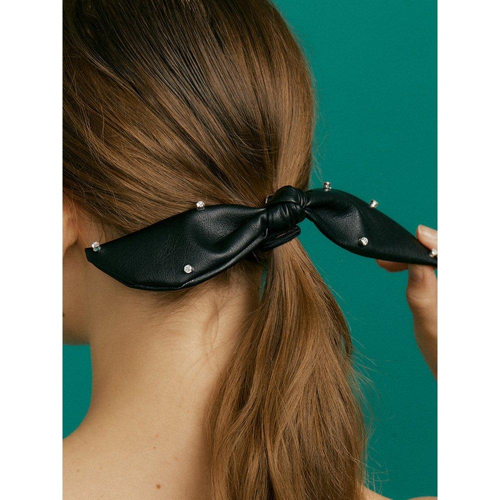 

Кожаная кубическая резинка для волос