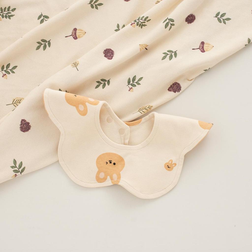 Unisex Pure Cotton 360° Petal-Shaped Absorbent Bib for Newborns