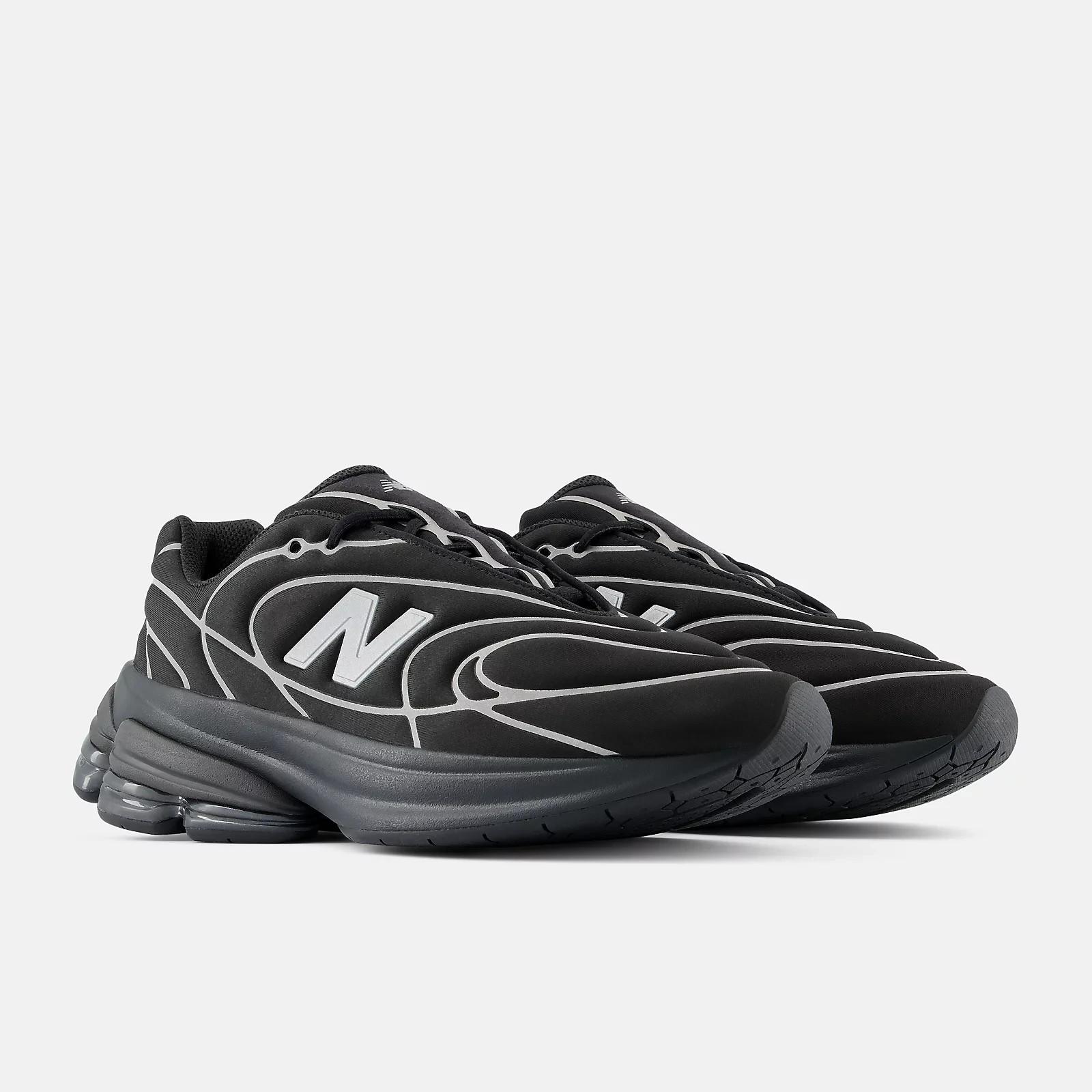 U50307G4 New Balance 5030  Черный/Серебристый металлик  (Мужской) 4.5