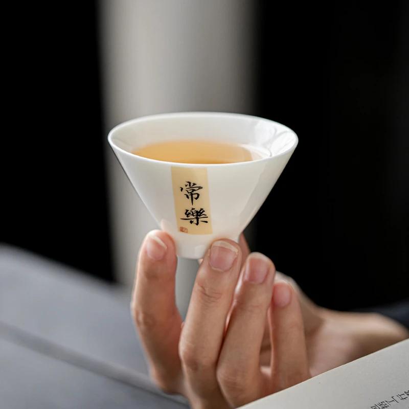 1pc 70ml Ceramic Tea Cup Chinese Vintage White Porcelain Tea Bowl Teacup Travel Portable Tea Accessories Home Teacup 2025 New