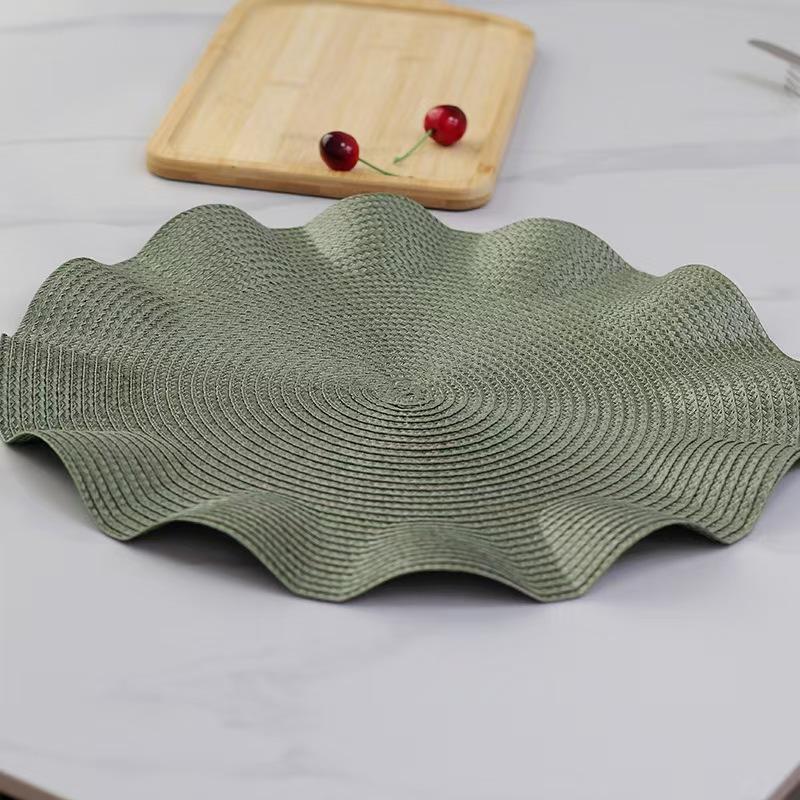 6Pack Round Placemats Solid Color Ruffles Woven Washable Table Mats for Dining Table Heat Resistant Non-Slip Kitchen Accessories