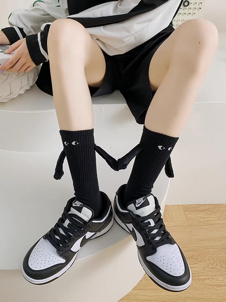 Cute Black and White Mid-Calf Magnetic Couple Socks