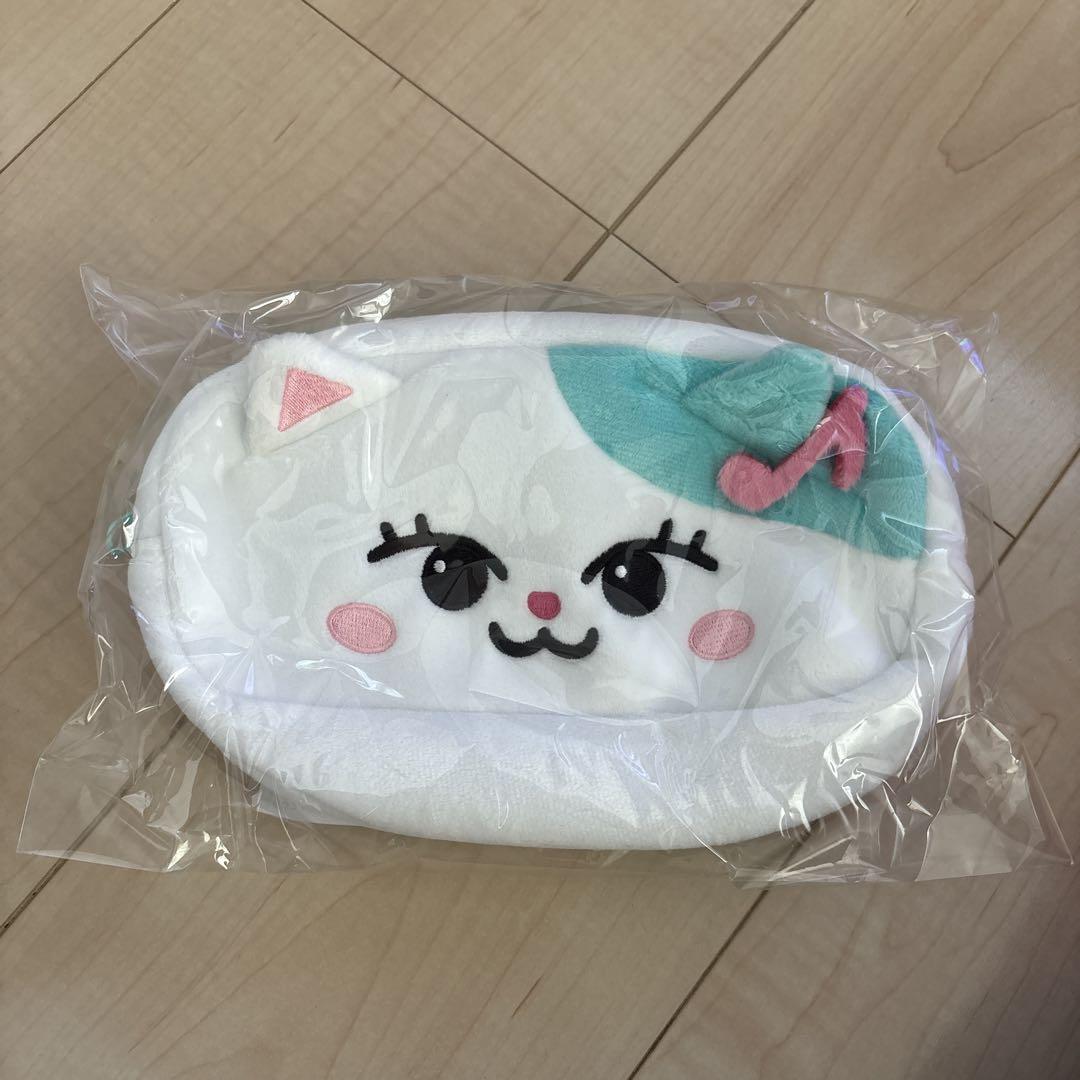 

[USED] NiziU Luca pencil case