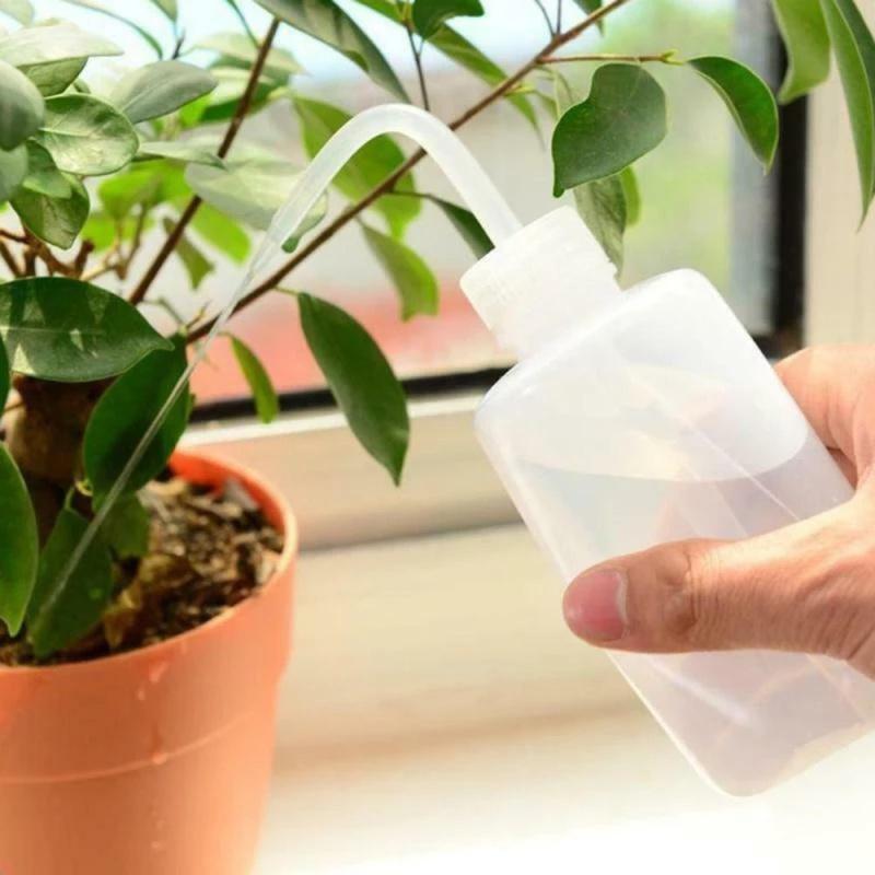 250/ 500ML Succulents Bonsai Plant Flower Watering Can Squeeze Bottles with Long Nozzle Water Beak Gardening Tool