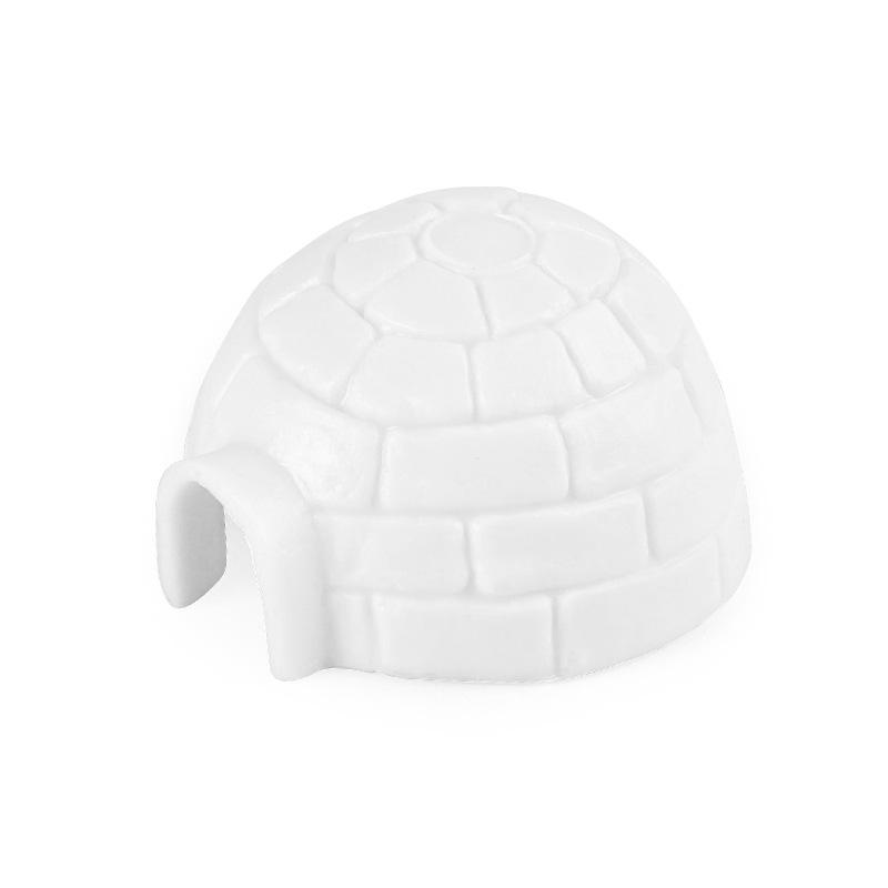 Arctic Wildlife Mini Igloo & Animal Models: Husky, Snow Leopard, Polar Bear, Rabbit, Wolf