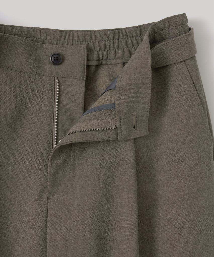 ANOTHER OFFICE Structure Curved Slacks (Khaki Brown)