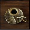 Retro Metal Taper Candle Holder European Retro Handheld Small Candlestick Crafts Bronze Table Candle Holder Home Decor