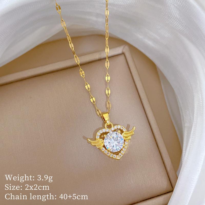 Love Wing Necklace Earrings Set Light Luxury Slightly Inlaid Personalized Temperament Banquet Earrings Item Combination