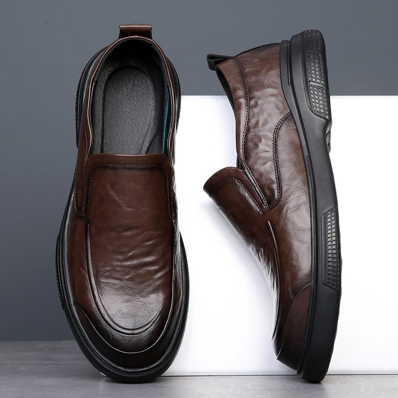 2025 Spring New Leather Men's Shoes One-pedal Business Breathable Casual Leather Shoes Men's Comfortable Foot Shoes