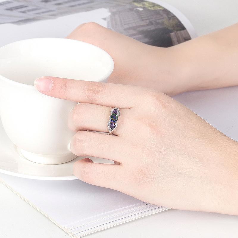 Double Heart-shaped Diamond Ring with Colorful Diamonds, Personalized and Fashionable Tree Vine Colorful Bead Diamond Ring