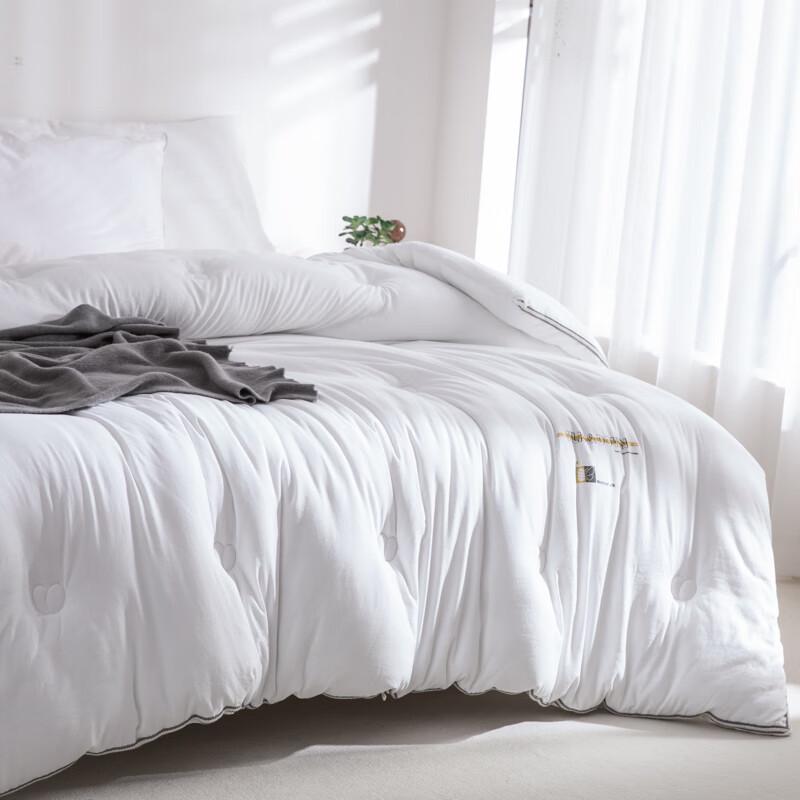 

Muji Corduroy Mulberry Silk Quilt