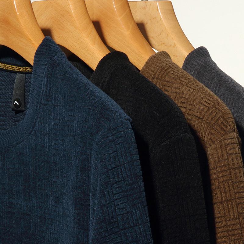 Тонкая мужская толстовка с капюшоном из шенилла на весну и осень с круглым вырезом — фото 5