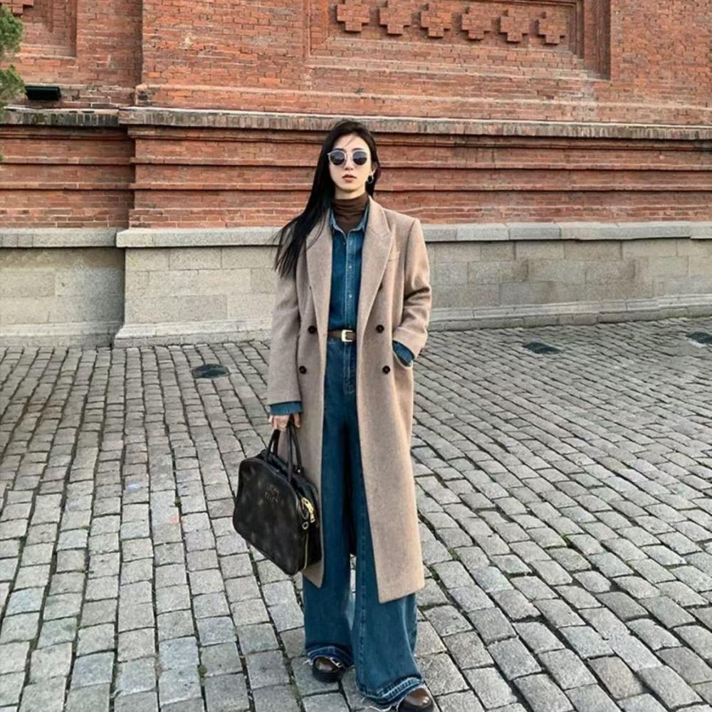 

Премиальное зимнее шерстяное пальто с плотной текстурой в елочку, свободный крой, утягивающий дизайн, хлопковая подкладка для изысканного вида L кофейный