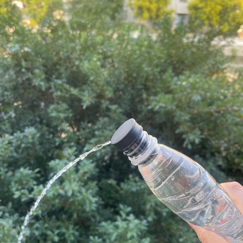 1 Pezzo Bidet da Toilette Portatile Resistente Tappo Bidet da Viaggio Ultraleggero Attacco Igiene per Bottiglia d'Acqua per Escursionismo o Campeggio Accessori
