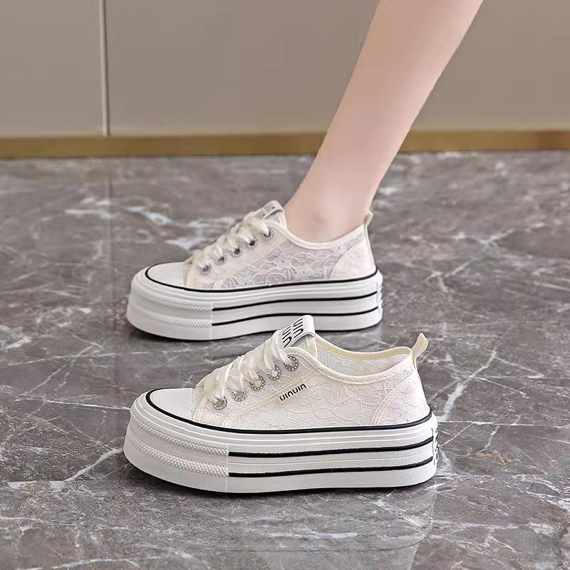 Mesh Breathable Little White Shoes Women's 2025 New Summer Super Fire Platform Canvas Shoes Student Versatile Casual Board Shoes