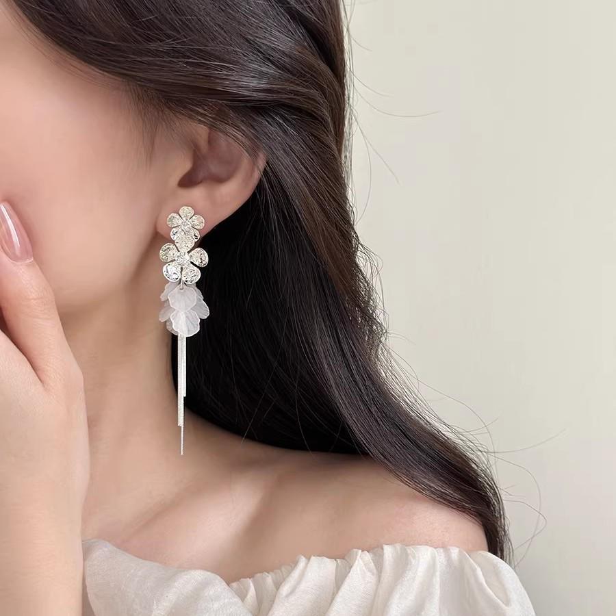 Zircon Flower Shell Tassel Earrings - Elegant French Holiday Style