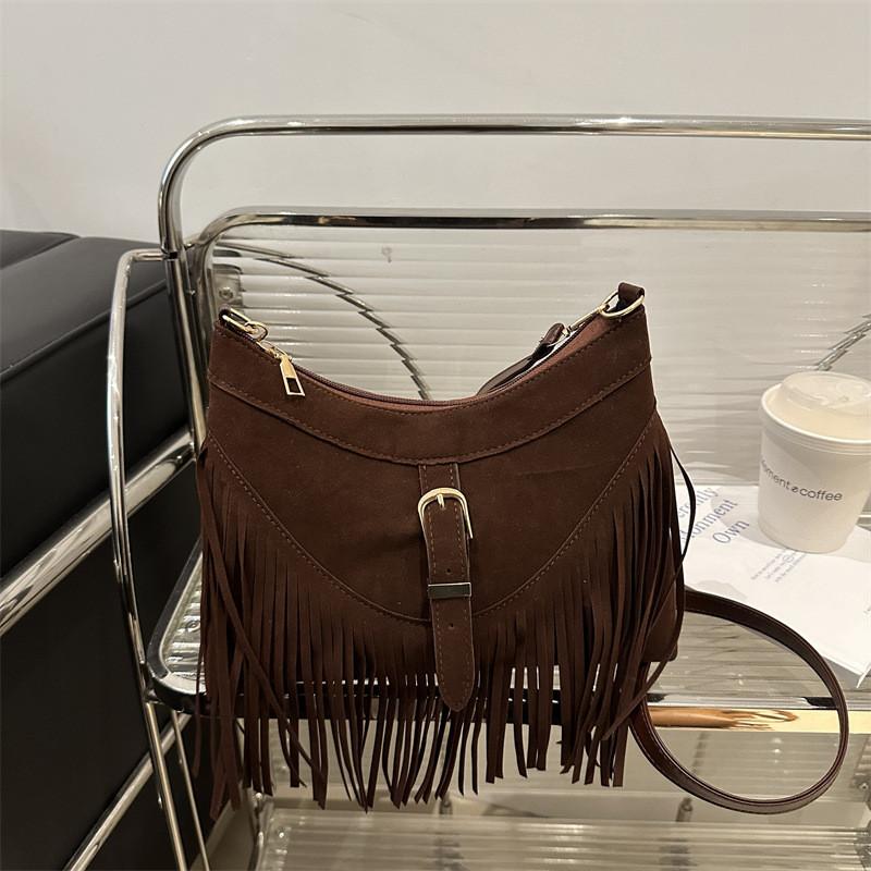 Fashion Suede Handbag For Women With Pu Material And Zipper Closure For Daily Use