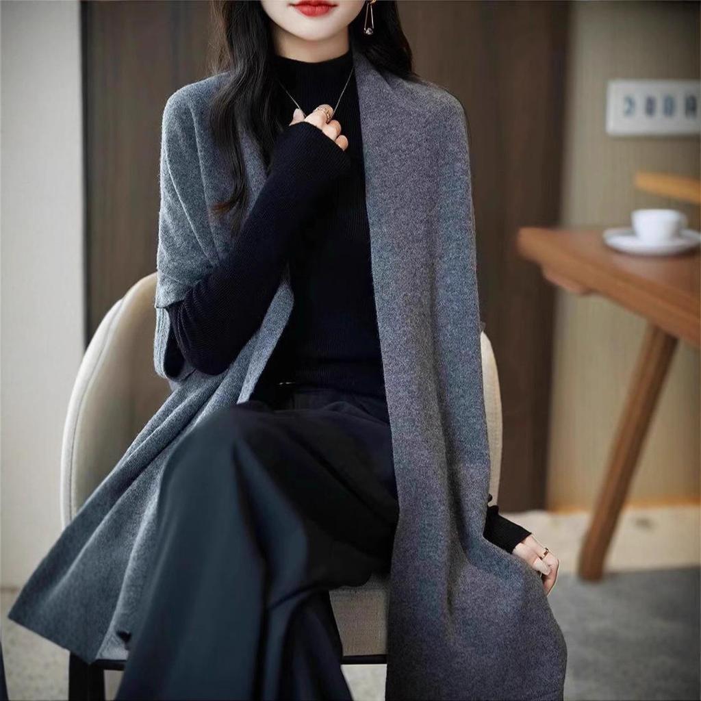 2025 Fall/Winter 100% Wool Batwing Sleeve Women's Knit Cardigan Sweater Shawl Coat