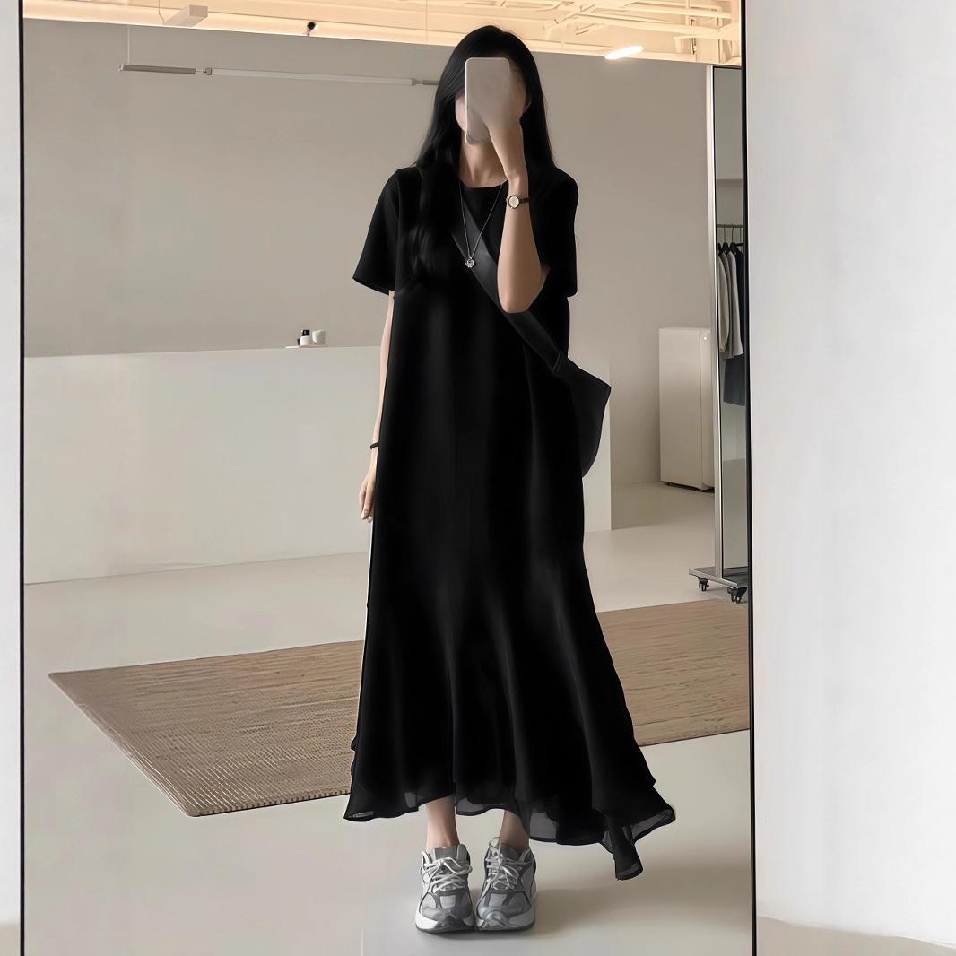 

A New Summer Casual, Slimming and Elegant Round-neck T-shirt Dress for Women with A Light Mature Style Ruffled Fishtail M чорний