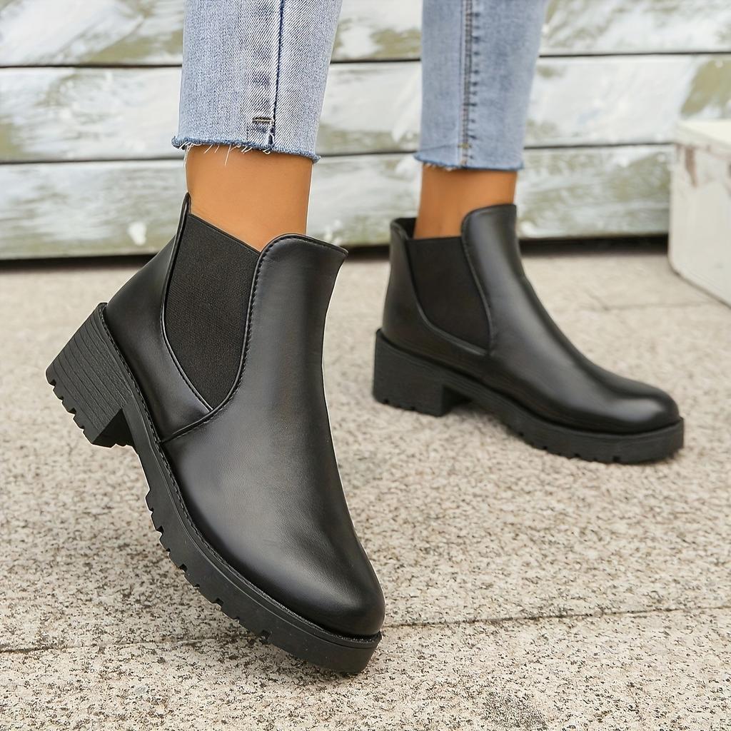 Women Boots Chunky Heel Platform British Style Thick Sole Med Heels Casual Chelsea Boots for Autumn and Winter Casual Footwear