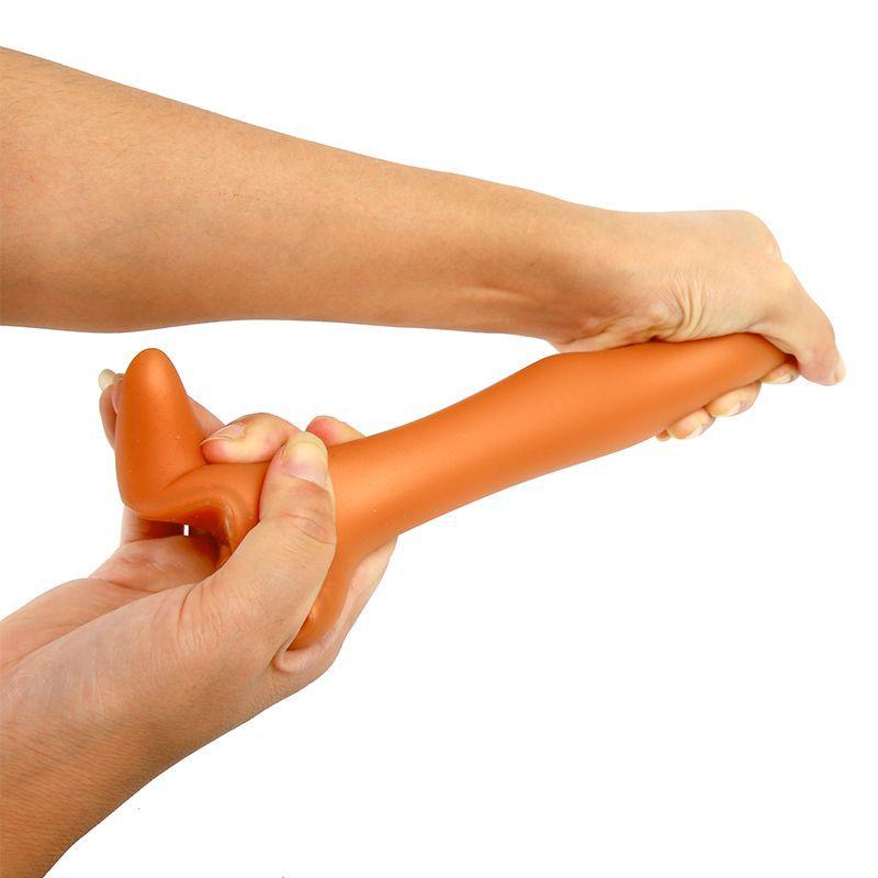 Men And Women Use SM Fists To Engage In Anal Sex Soft Anal Plug