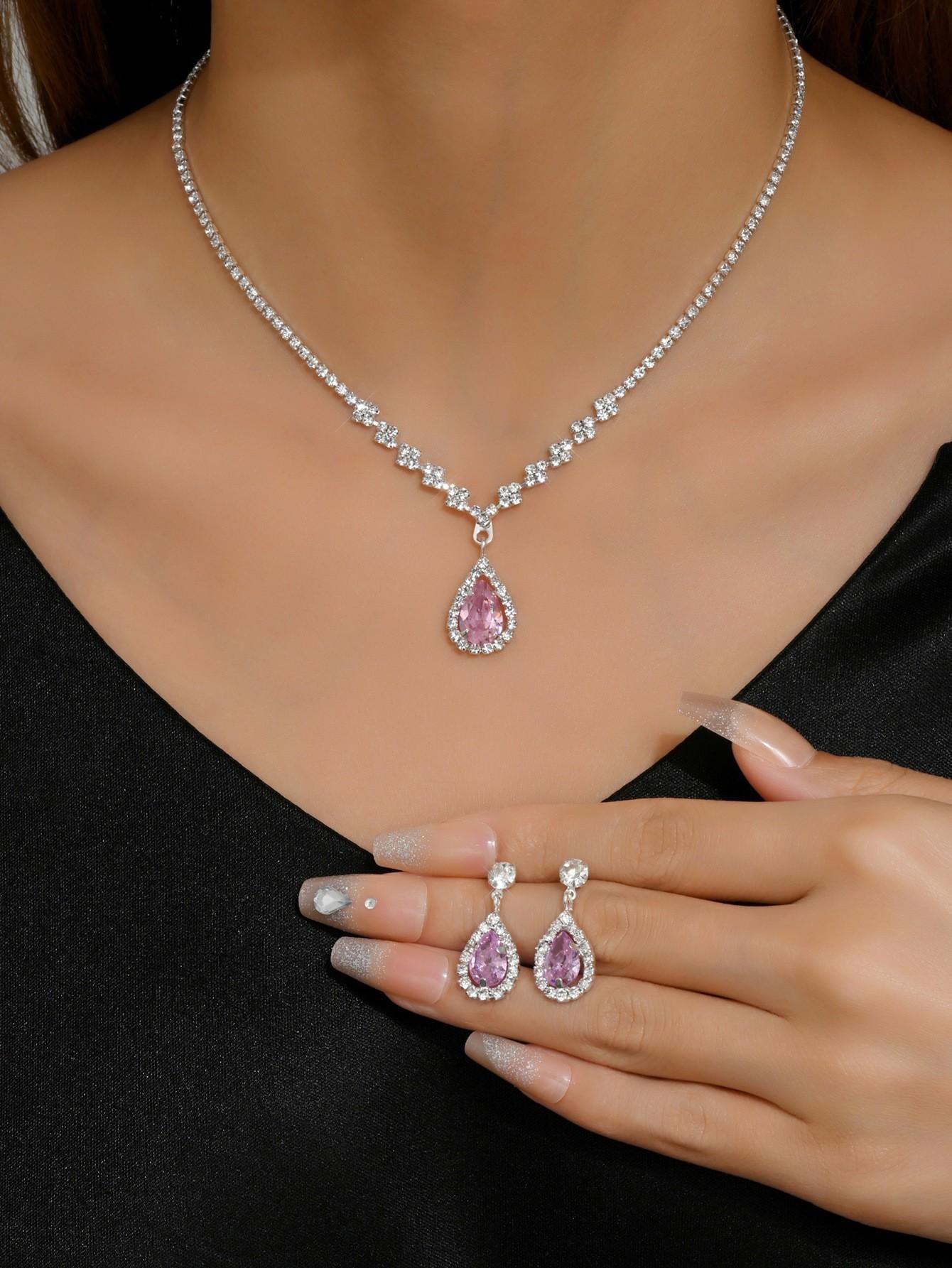 

Zircon Water Drop Love Star Moon Necklace Light Luxury High Sense Temperament Collarbone Chain Exquisite Light Luxury Necklace 2026 45CM
