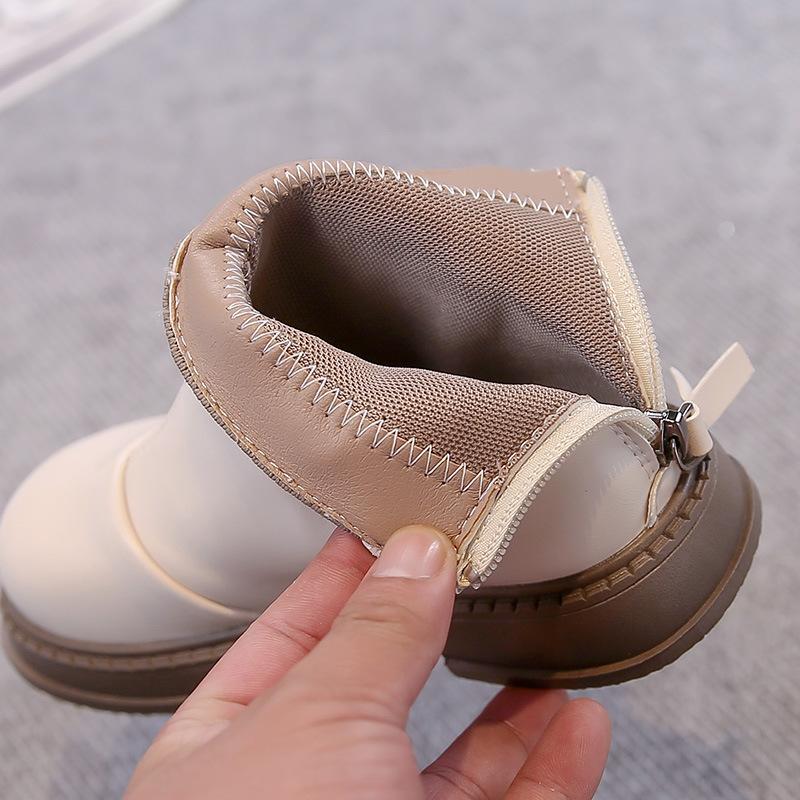 Girls boots short boots autumn 2025 new shoes children's leather boots baby girl Martin boots autumn grassland wear