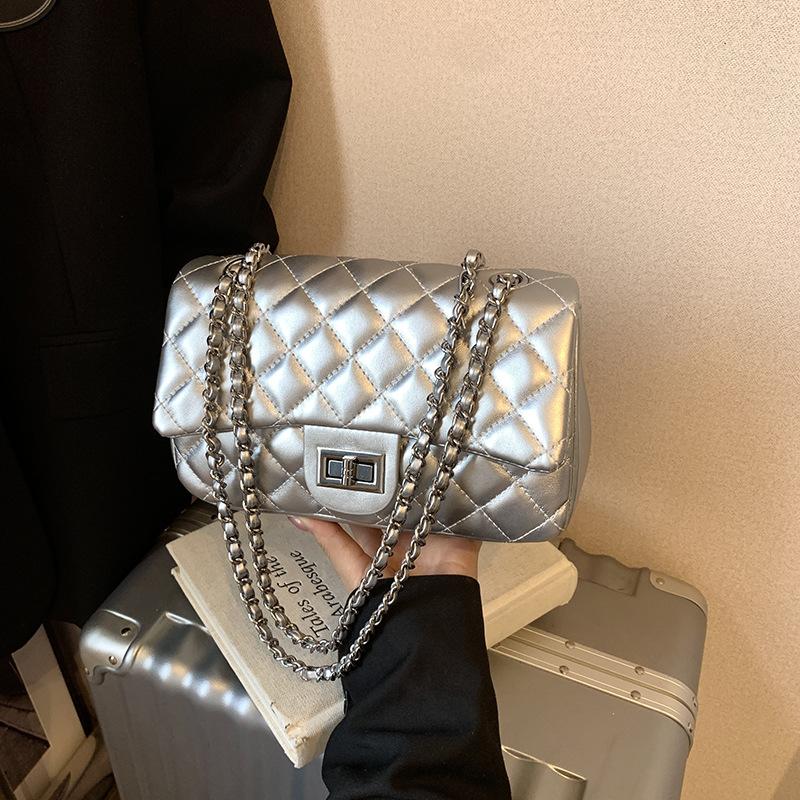 

Rhombus chain bag women s new fashion niche design shoulder messenger bag high-end small square bag серебряный