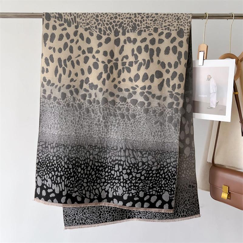 Luksusmerke Pashmina Sjal Wrap Skjerf for Kvinner Design Vinter Varm Kasjmirskjerf Bandana Kvinne Tykt Teppe Myk Bufanda