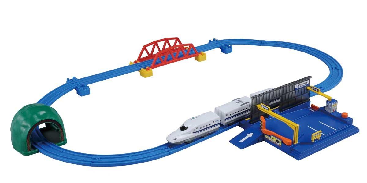

Let s play with Plarail Tomica N700 series station parking set