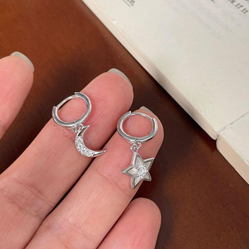 INS Cold Wind Asymmetric Star & Moon Studs Niche Temperament Versatile High-end Ear Buckle Women's Back-to-school Ambience Fashion Jewelry