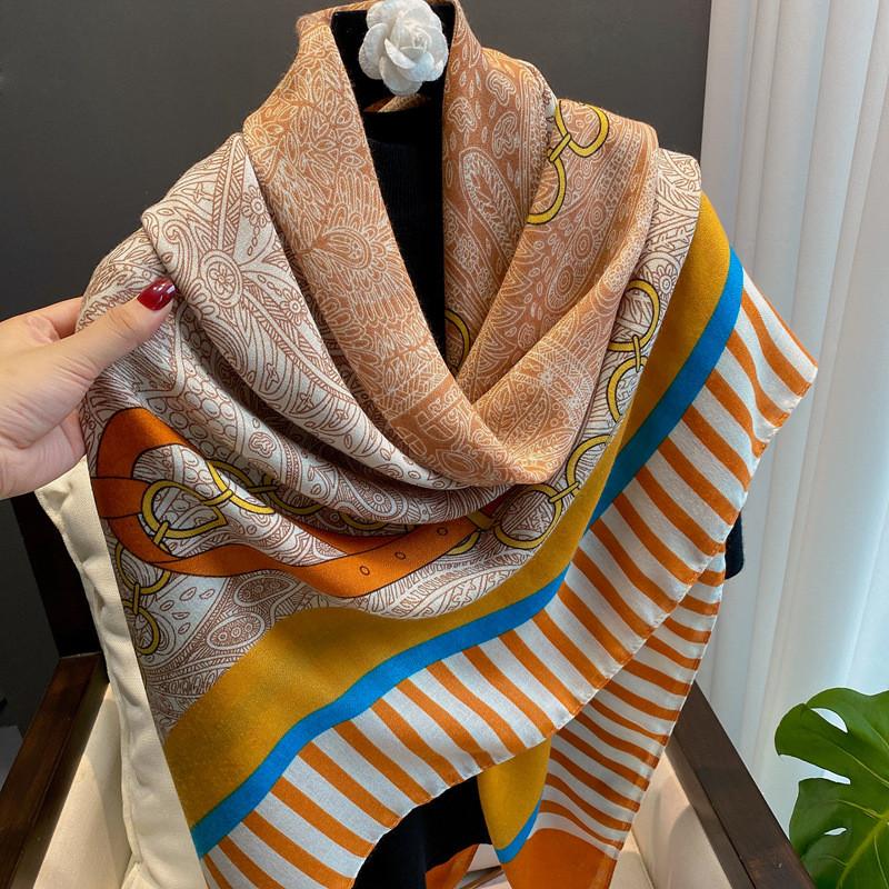 42 Designs Spain Brand Lovely Floral Square Viscose Shawl Scarf Lady Print Soft Wrap Pashmina Bufandas Muslim Hijab 135*135Cm