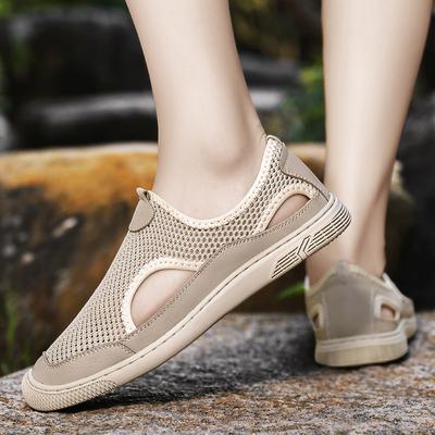 Verão Novas Sandálias Masculinas Ocas Lazer Ao Ar Livre Sapatos Preguiçosos Slip-on Sapatos Masculinos De Malha Sapatos Coros Respiráveis Da Moda