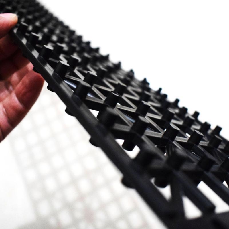 K0AF Off-Road Anti-skid Chain Traction Boards 1 Pair Recovery Track Mat for Car Truck Tire Traction Sand Mud Snow Ladder