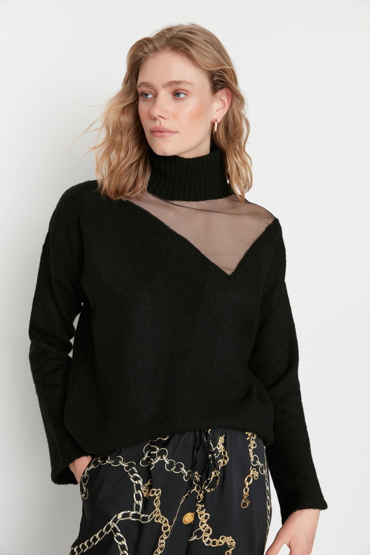 

Черный свитер с тюлем TWOAW20KZ1037..