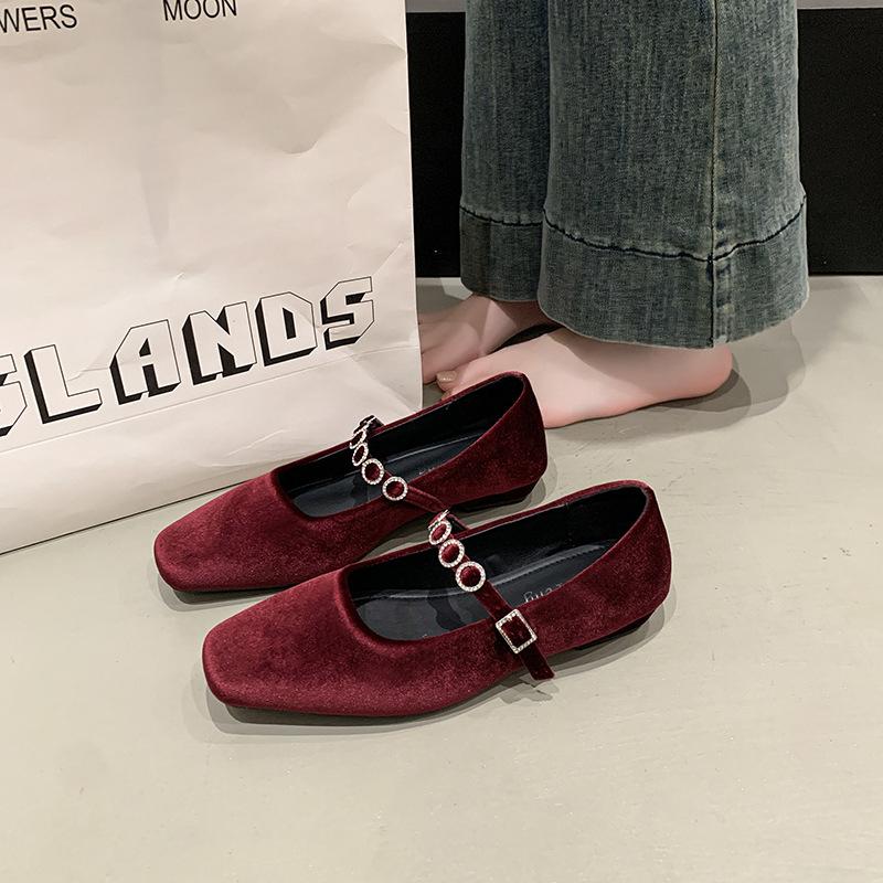

Internet celebrities with the same French square head light mouth high heels one-word diamond belt low heel suede Mary Jane single shoes women s sprin 40