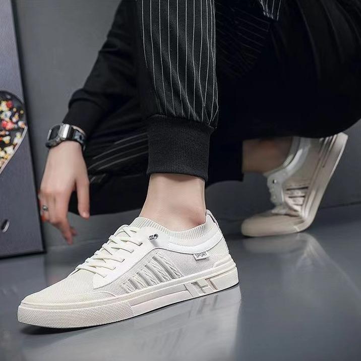 Casual Shoes Men's New Board Shoes Summer Fashion Versatile Outdoor Trendy Shoes Flying Woven Breathable Board Shoes
