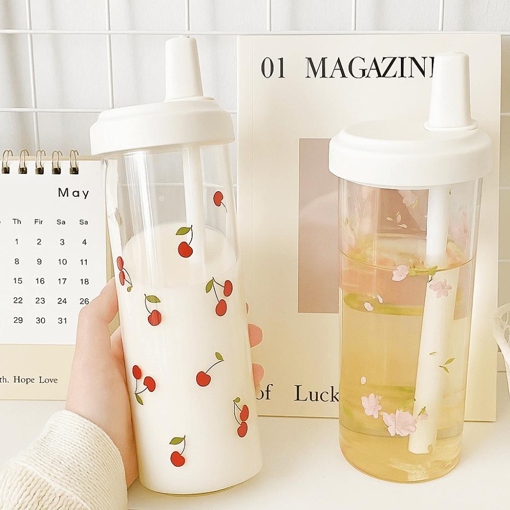 700ml Milk Plastic Cup with Lid Straw Leakproof Water Straw Bottles Fall Prevention Dustproof Large Capacity Water Bottle