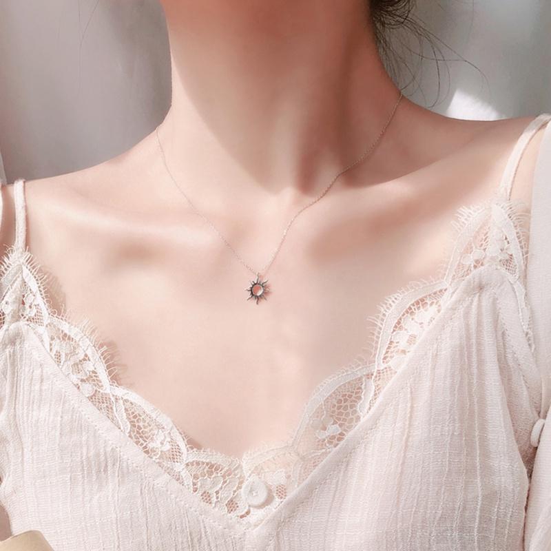 Módny strieborný náhrdelník s príveskom na slnku pre ženy s okrúhlou retiazkou