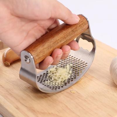 Garlic Press Rocker Manual Garlic Crusher with Peeler And Scraper Wide Handle Garlic