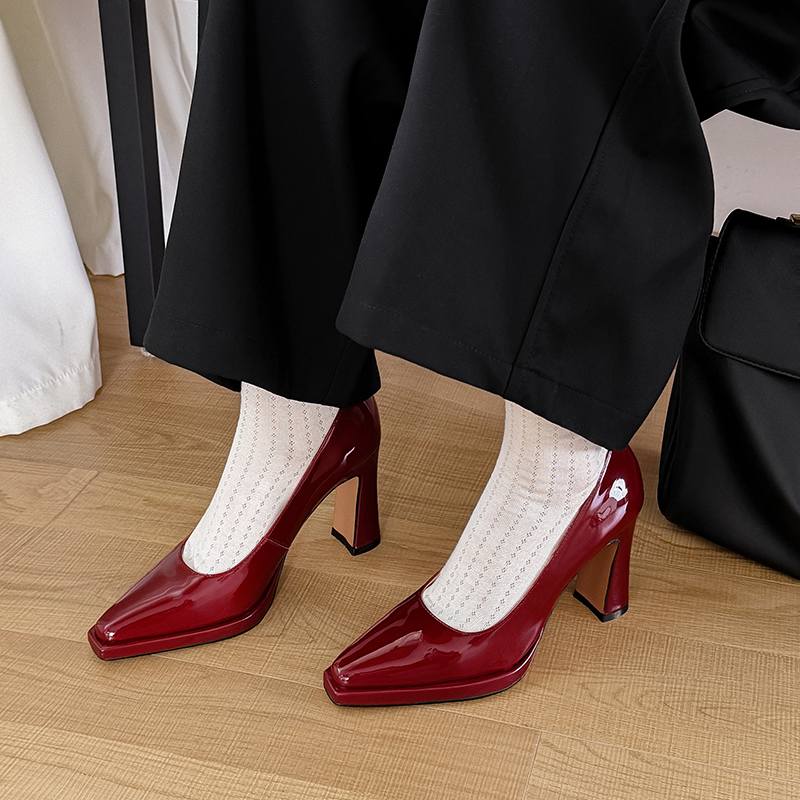 Krazing Pot Schaffell Spitz zulaufende Zehenpartie Hohe Absätze Sommer Einfarbige Schuhe Große Größe 41 Basisbekleidung Damen Moderne Pumps