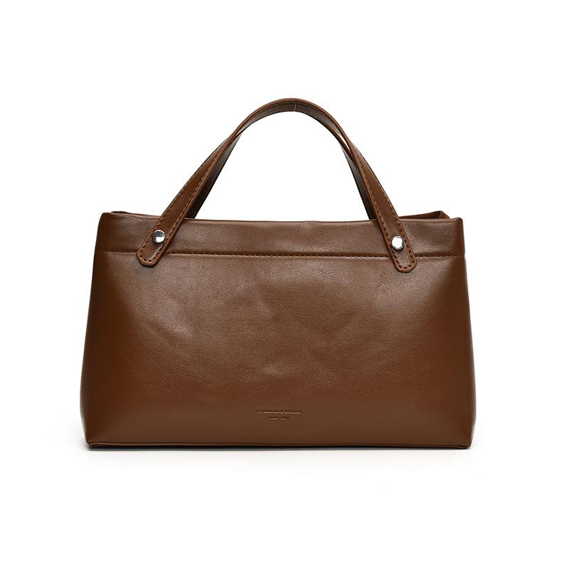 Fashion casual tote bag women's autumn and winter new retro large-capacity shoulder bag textured underarm bag