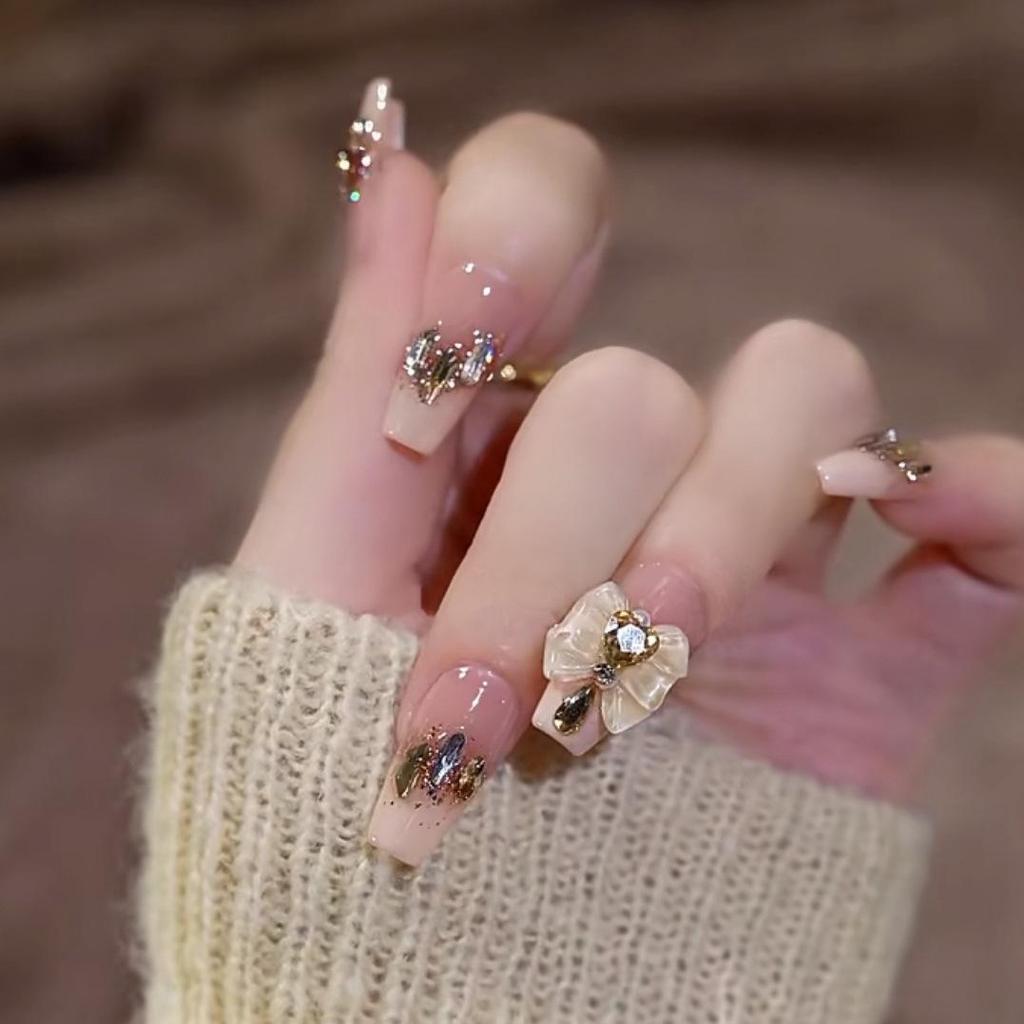 Simple French Gradient Detachable Press-On Nails: Short, Whitening False Nail Tips.