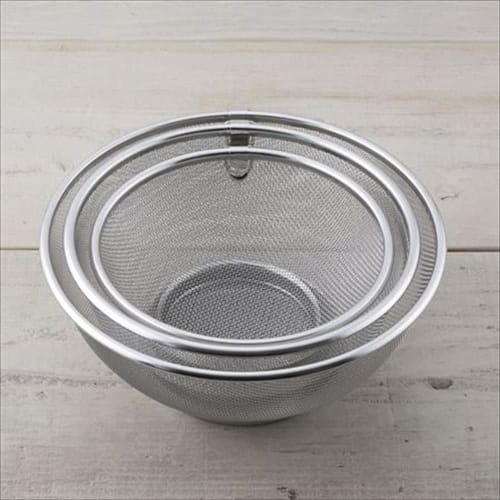 Kai Brand Round Colander 3 Piece Set Cookware for Single Living 18cm / 21cm / 24cm Stainless Steel Stackable Storage Integrated Type
