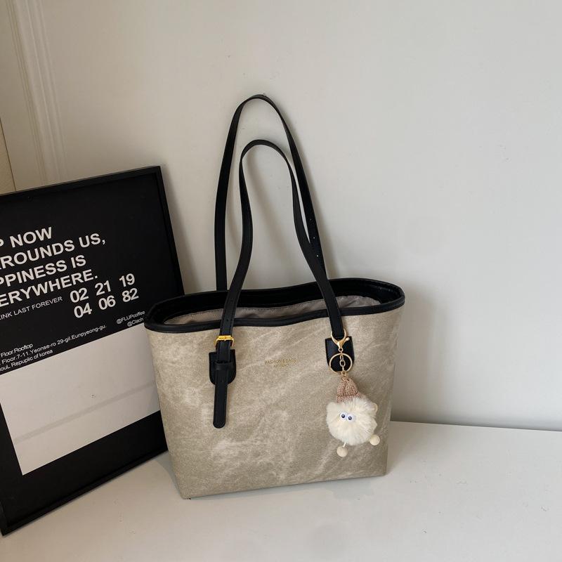 Toteväska med stor kapacitet Trendig Retro Flerfacksväska Enkel axelväska High-end pendlarväska för arbete